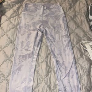 Lululemon high rise wunder under 25”